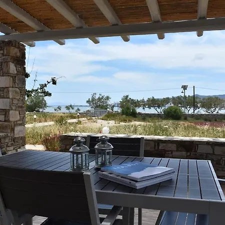 Cycladic House On Agios Spyridonas Beach
