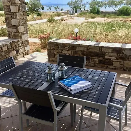 Cycladic House On Agios Spyridonas Beach * アンティパロス島